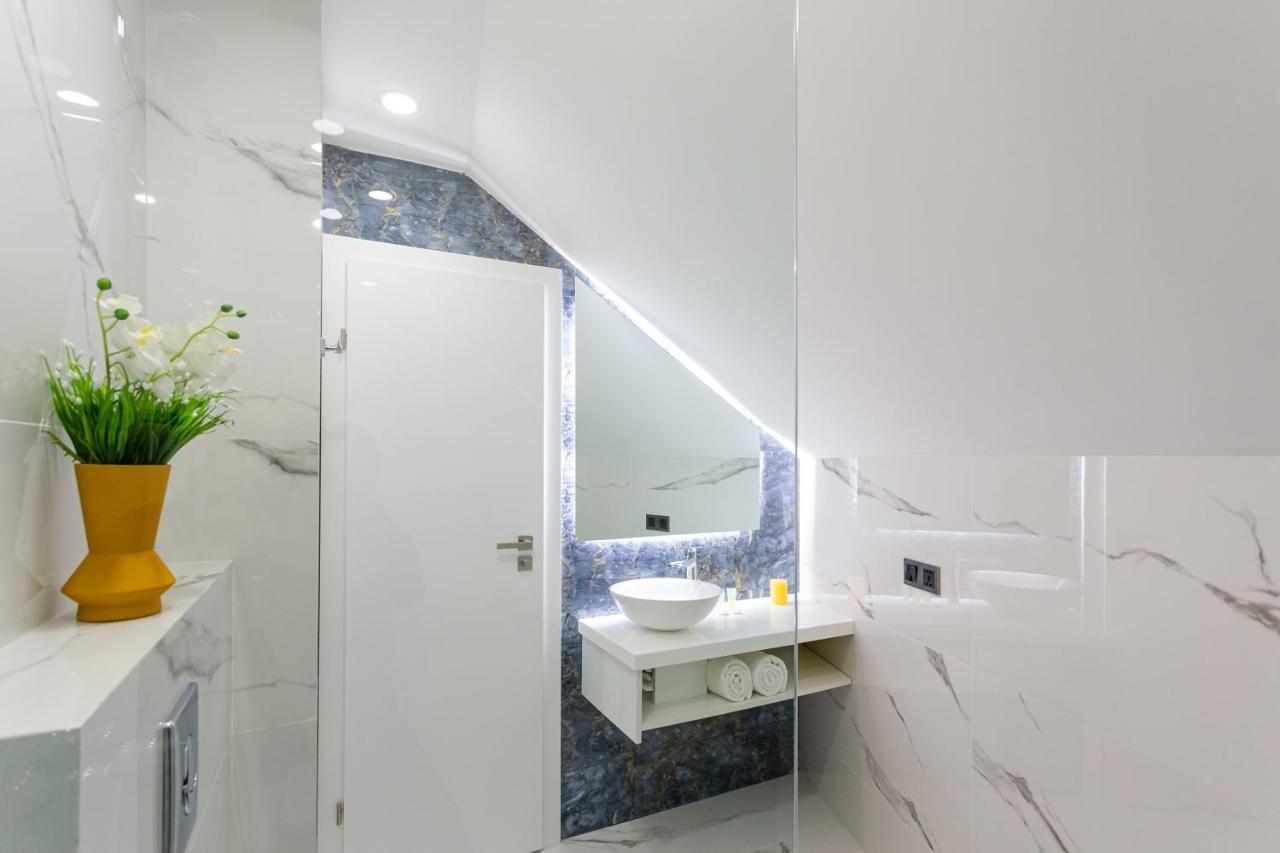 Orden Apart Hotel Тбилиси Екстериор снимка
