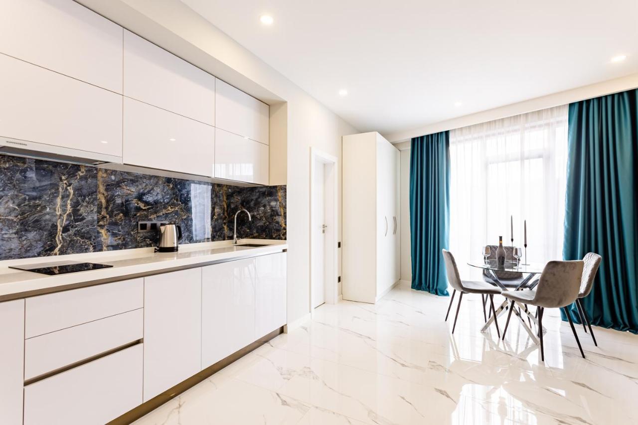Orden Apart Hotel Тбилиси Екстериор снимка